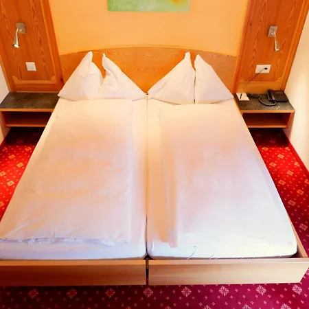 Christiania فندق Saas Fee